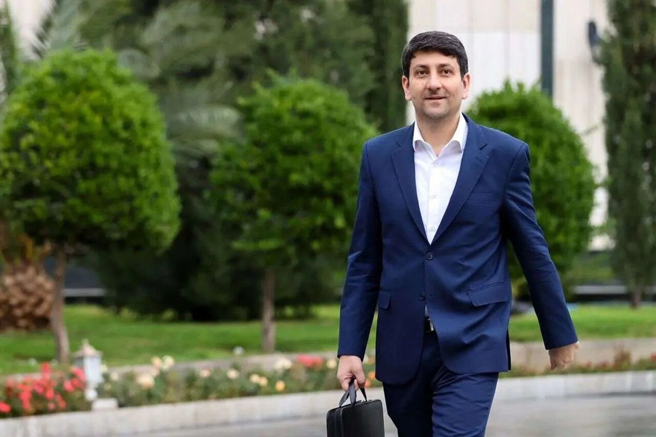 ببینید | وزیر ارتباطات: من بدون هیچ لابی و سفارشی بعنوان وزیر انتخاب شدم