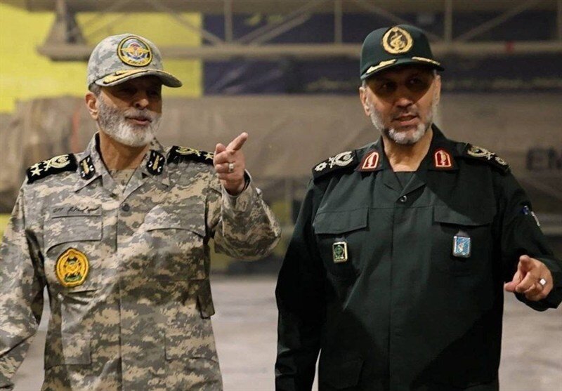 تصویری از بازدید رئیس ستاد کل نیروهای مسلح از یکی از شهرهای موشکی سپاه/ بررسی میزان آمادگی رزمی یگانهای موشکی تصویری از بازدید رئیس ستاد کل نیروهای مسلح از یکی از شهرهای موشکی سپاه/ بررسی میزان آمادگی رزمی یگانهای موشکی